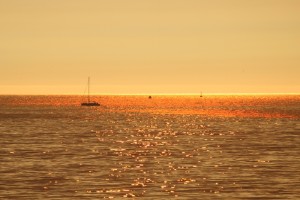 Atardecer dorado en Playa América – Costa Galicia Pontevedra