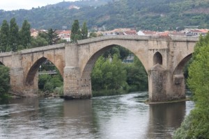 Puente romano Ourense río Miño