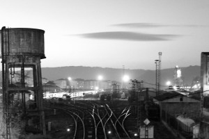 Estación de tren de Ourense en blanco y negro