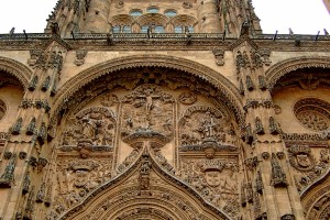 Fachada Catedral Salamanca vista parcial
