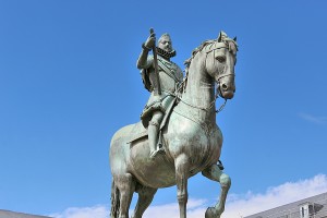 Plaza Mayor de Madrid con la estatua de Felipe III