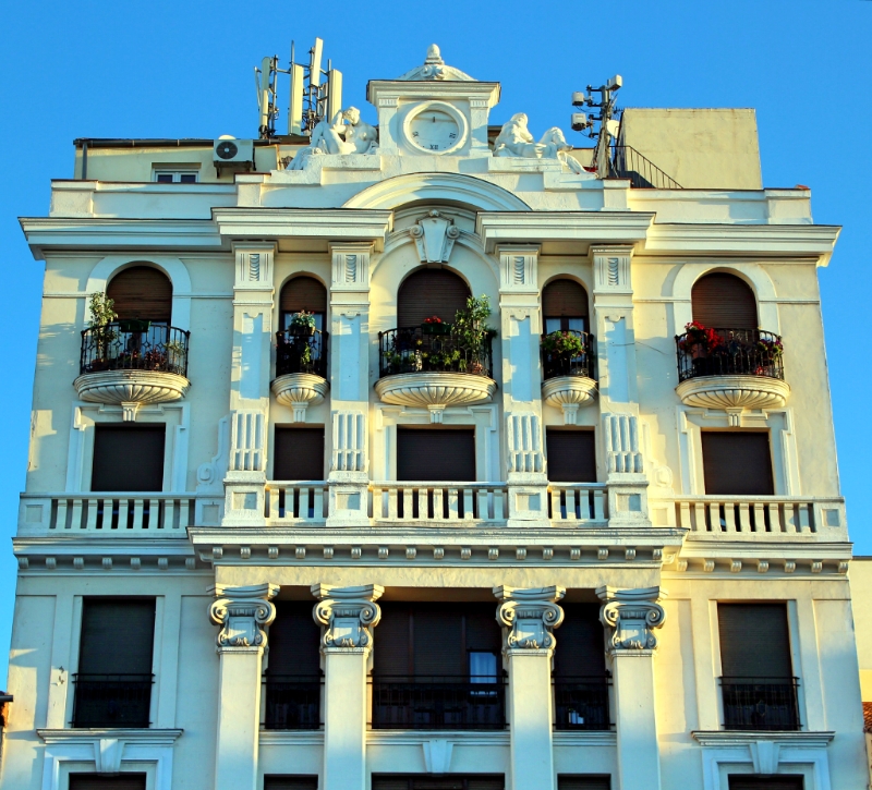 Plaza de Santa Ana Madrid fachada edificio