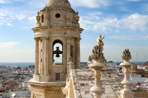 Desde la torre del campanario de la catedral de Cádiz podemos ver éste paisaje de la ciudad