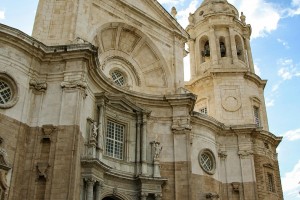 Preciosa fachada de la catedral de Cádiz