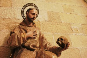 San Bruno con calavera escultura Catedral Jerez de la Frontera Cádiz autor Manuel Ramallo