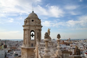 Vista desde la torre campanario de la catedral en Cádiz Andalucía