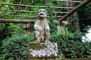 pazo-de-oca-pontevedra-escultura-mono-piedra-jardin